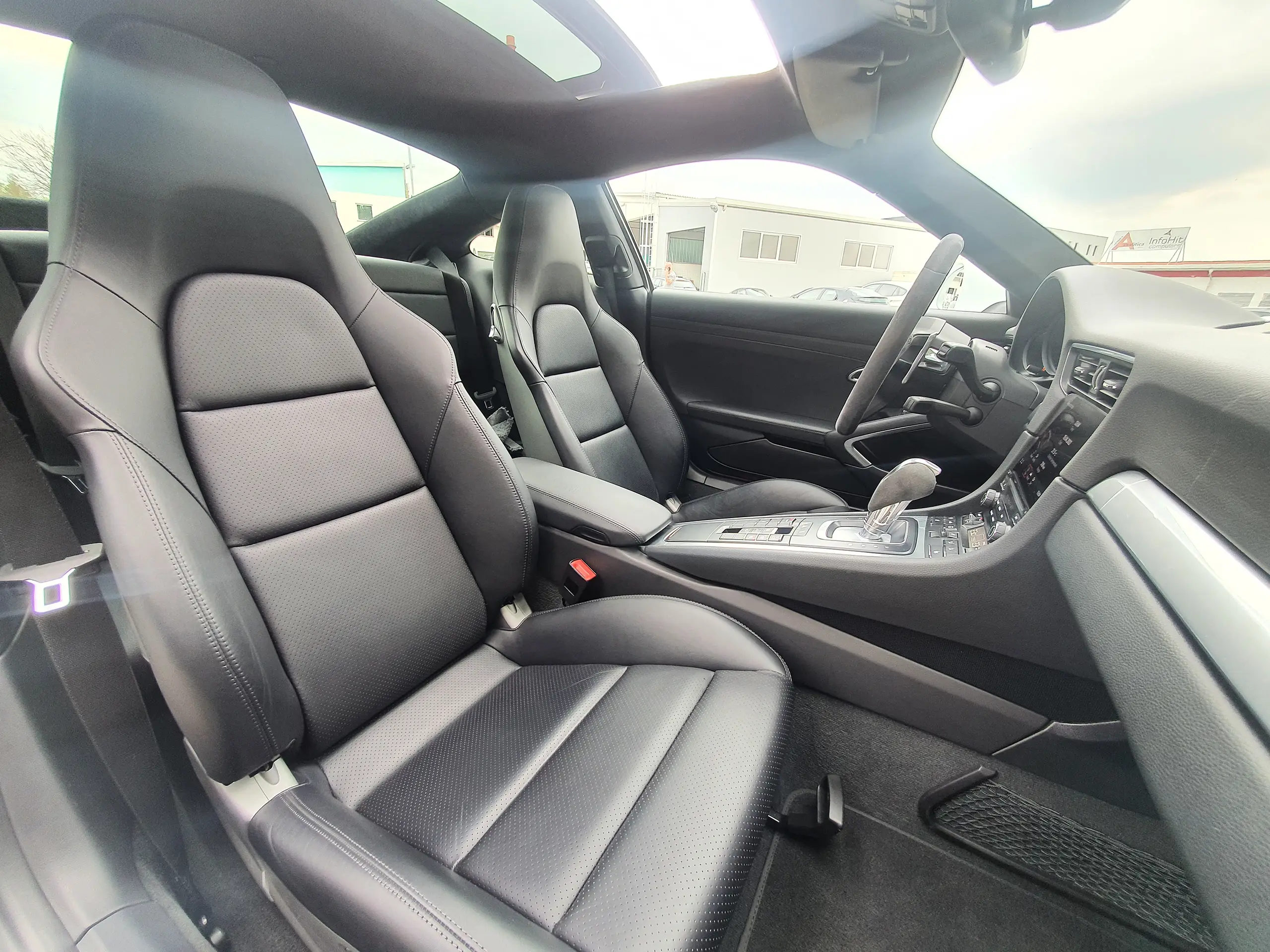 Porsche 911 Carrera (991.2)